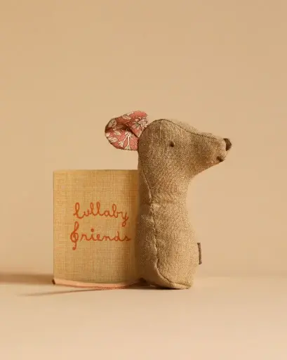 [16-4705-01] Lullaby Friends Mouse Rattle Light Umber 